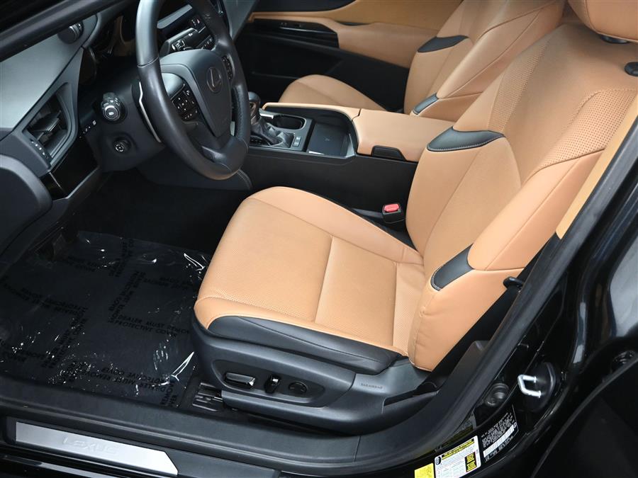 2023 Lexus ES Es photo