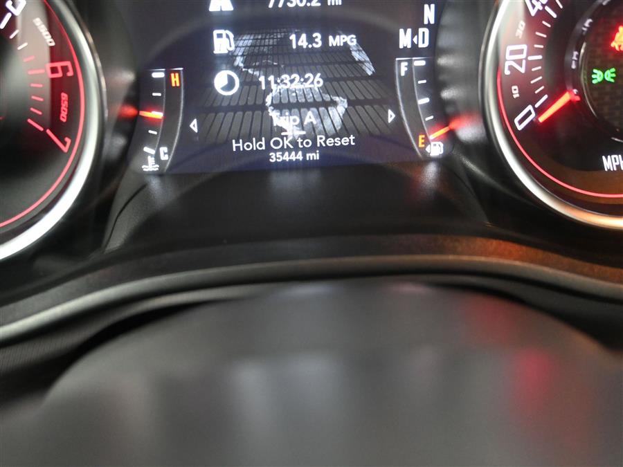 2023 Dodge Challenger R/T photo