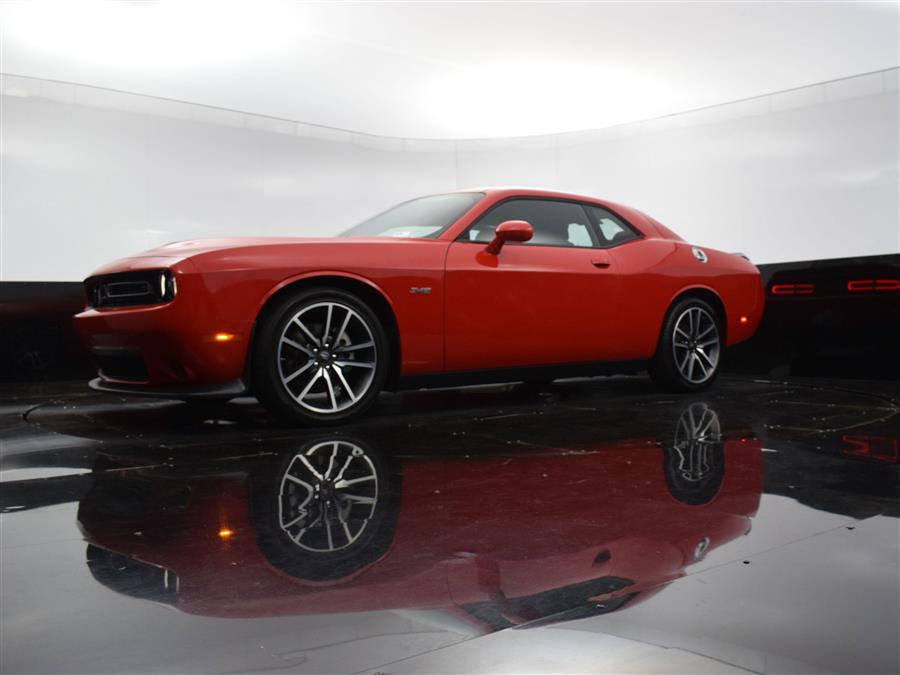 2023 Dodge Challenger R/T photo