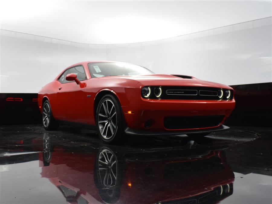 2023 Dodge Challenger R/T photo