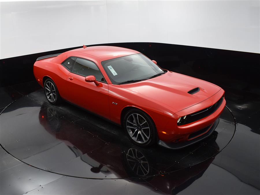 2023 Dodge Challenger R/T photo