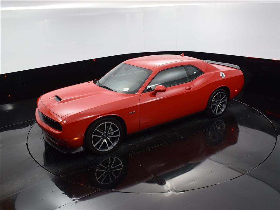 2023 Dodge Challenger R/T photo