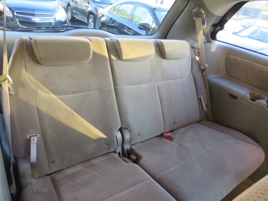 2008 Toyota Sienna CE 8-Passenger photo