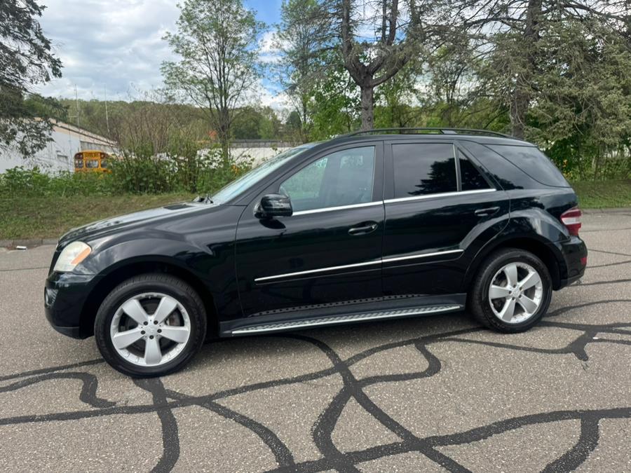2011 Mercedes-Benz M-Class ML350 4MATIC photo