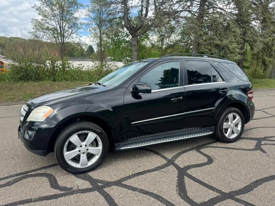 2011 Mercedes-Benz M-Class ML350 4MATIC photo