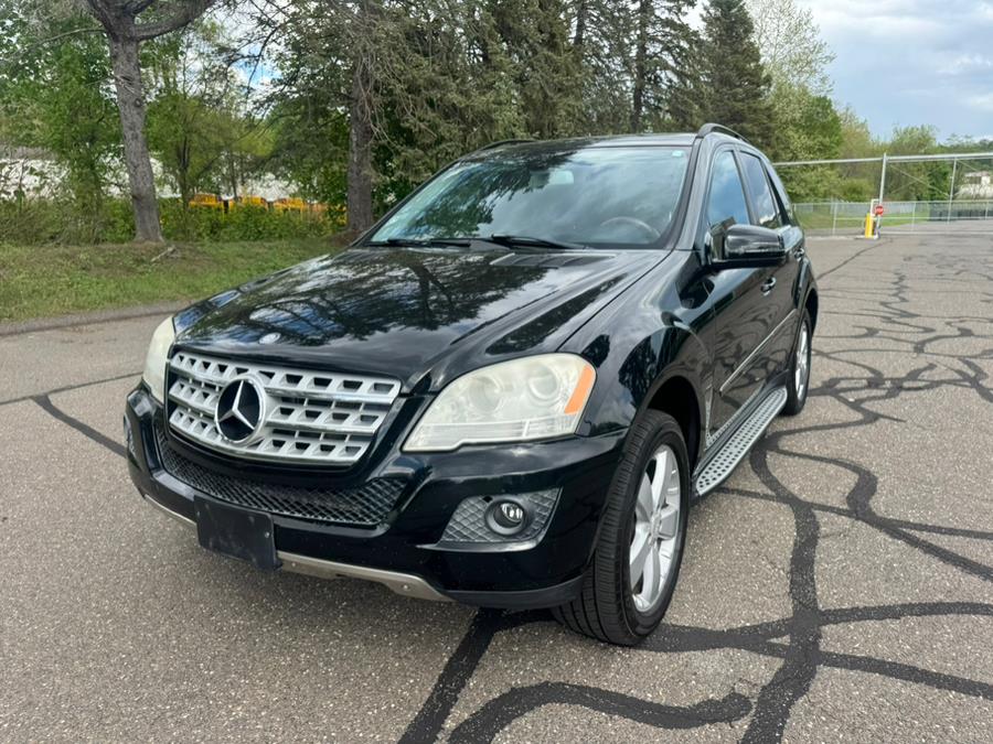 2011 Mercedes-Benz M-Class ML350 4MATIC photo