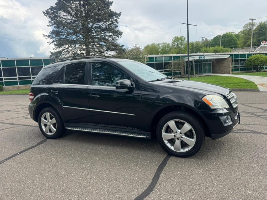 2011 Mercedes-Benz M-Class ML350 4MATIC photo