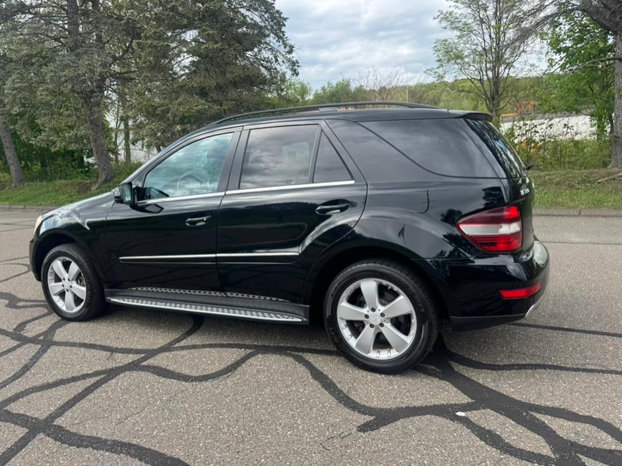 2011 Mercedes-Benz M-Class ML350 4MATIC photo