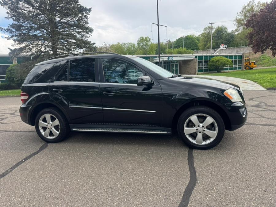 2011 Mercedes-Benz M-Class ML350 4MATIC photo
