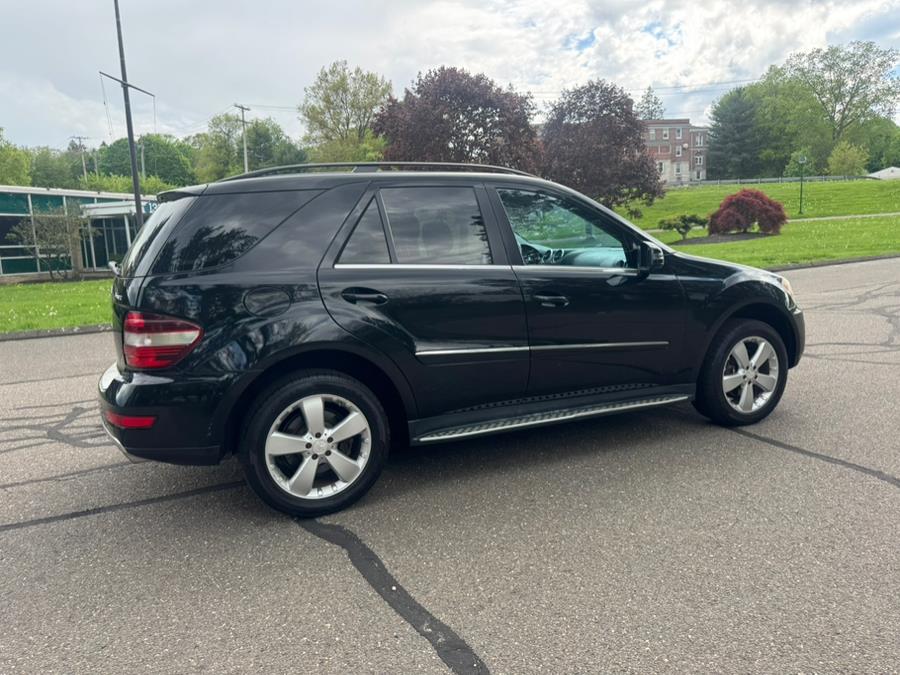 2011 Mercedes-Benz M-Class ML350 4MATIC photo