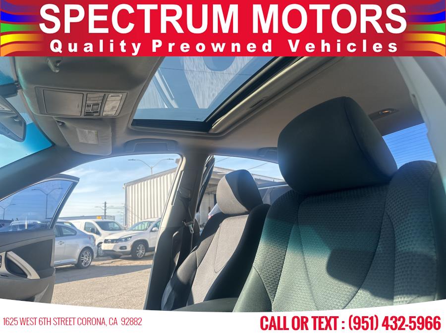 2011 Toyota Camry photo