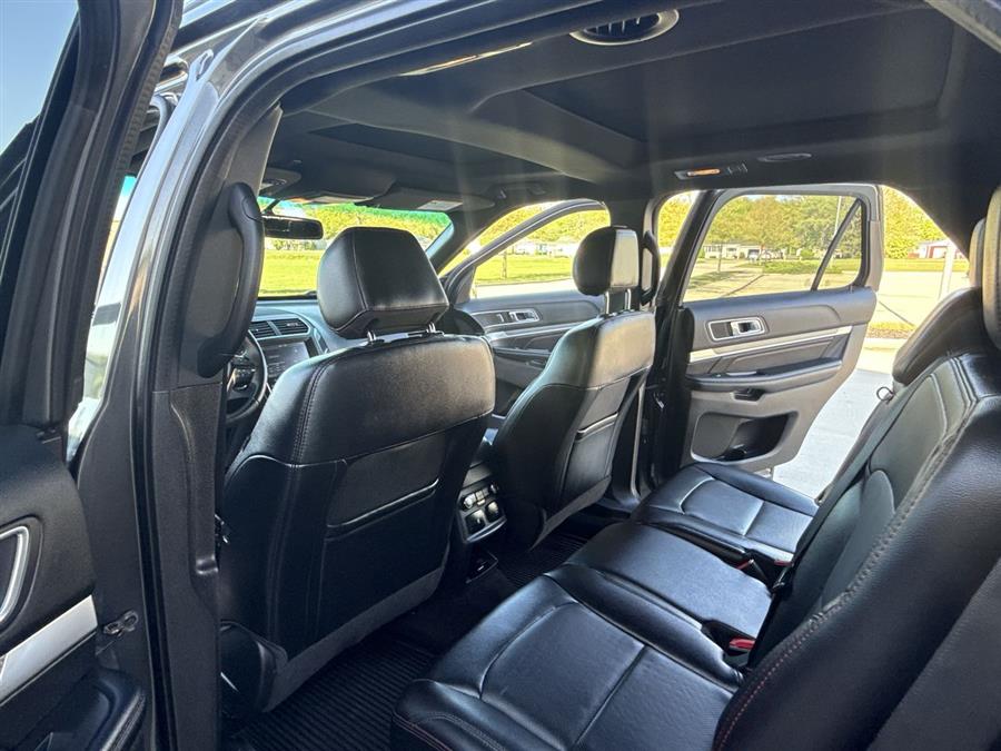 2016 Ford Explorer Sport photo