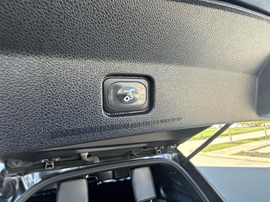 2016 Ford Explorer Sport photo
