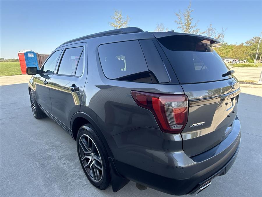 2016 Ford Explorer Sport photo