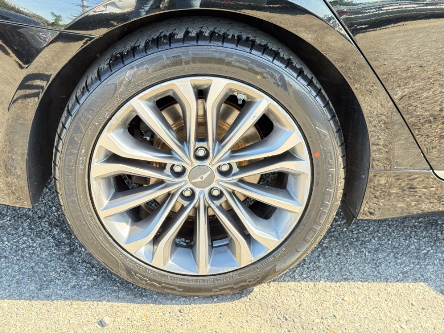 2015 Hyundai Genesis 3.8L photo