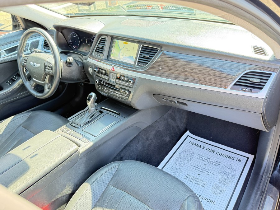 2015 Hyundai Genesis 3.8L photo