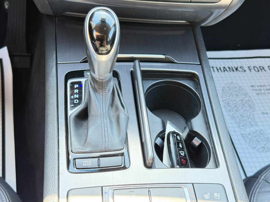 2015 Hyundai Genesis 3.8L photo