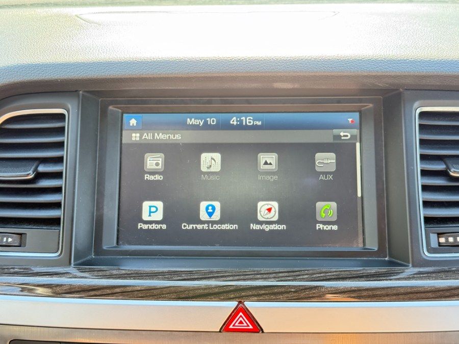 2015 Hyundai Genesis 3.8L photo