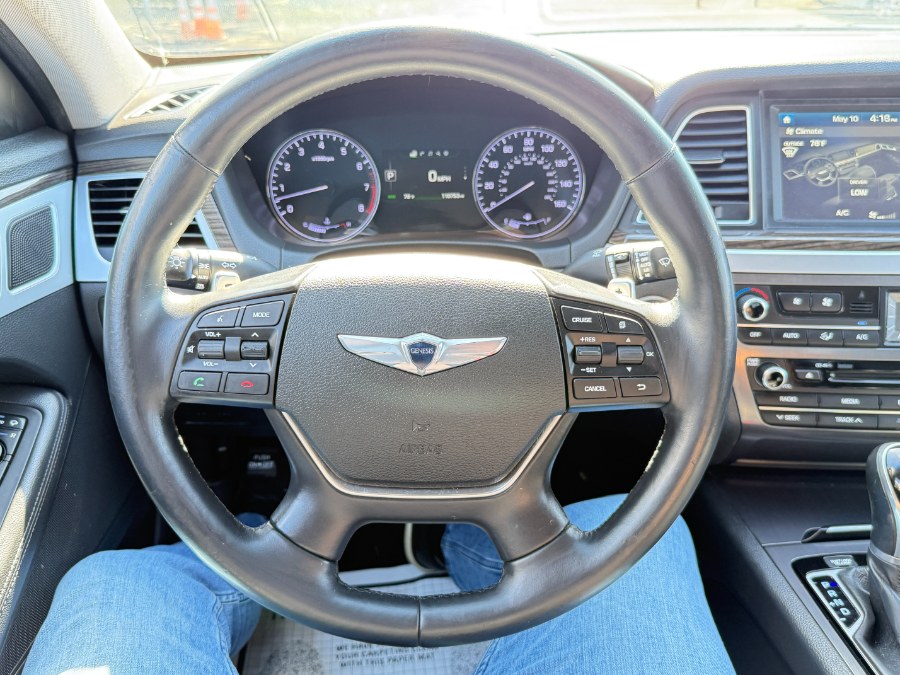 2015 Hyundai Genesis 3.8L photo