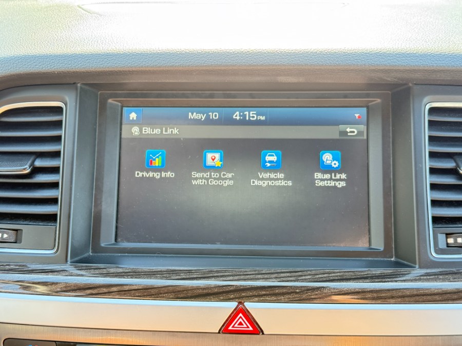 2015 Hyundai Genesis 3.8L photo