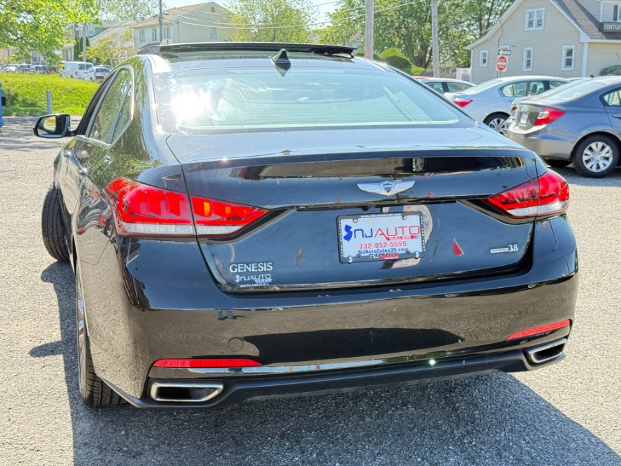 2015 Hyundai Genesis 3.8L photo