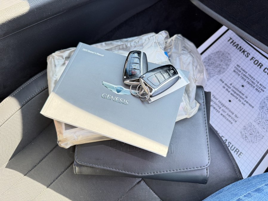 2015 Hyundai Genesis 3.8L photo