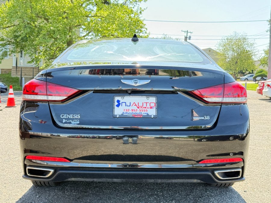 2015 Hyundai Genesis 3.8L photo