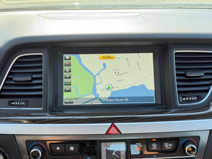 2015 Hyundai Genesis 3.8L photo