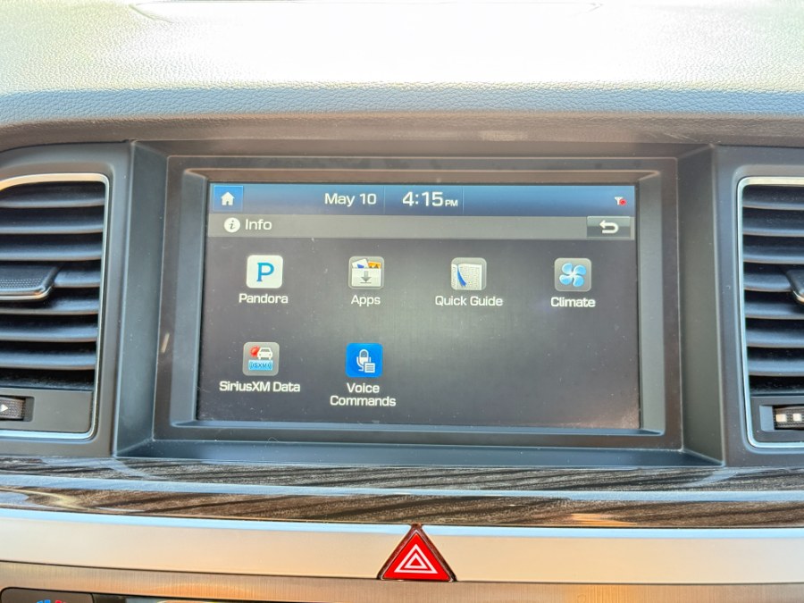 2015 Hyundai Genesis 3.8L photo