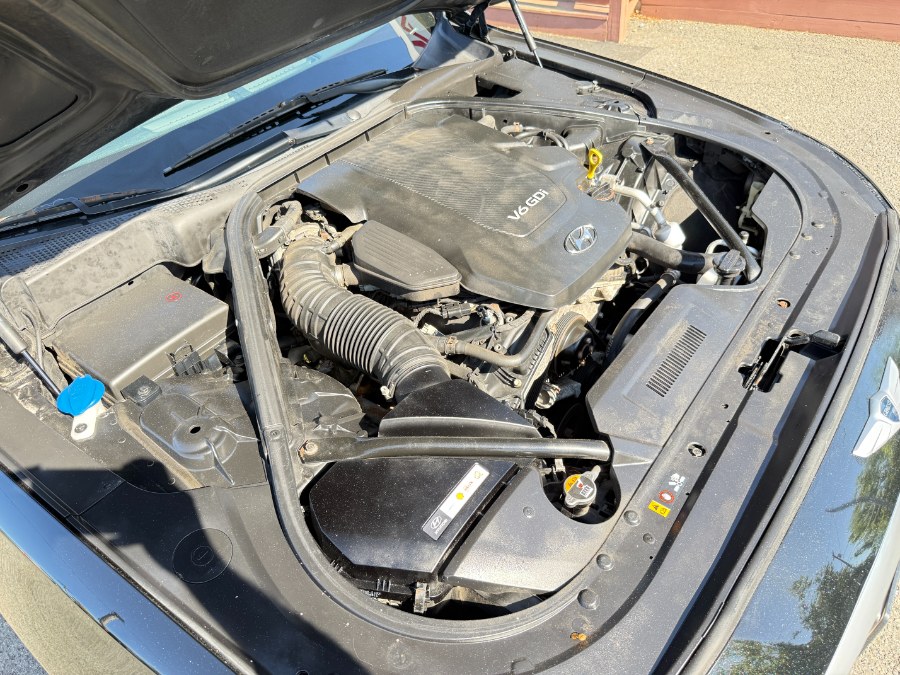 2015 Hyundai Genesis 3.8L photo