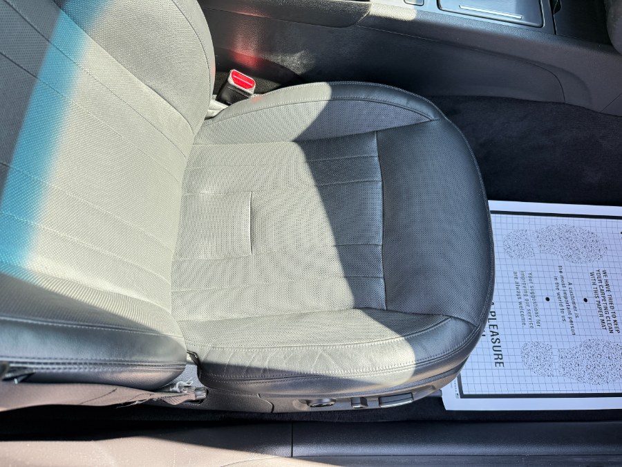 2015 Hyundai Genesis 3.8L photo