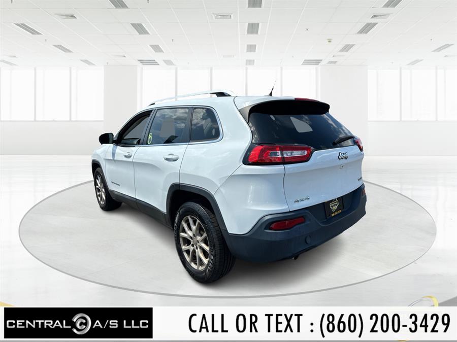 2015 Jeep Cherokee 4WD 4dr Latitude photo