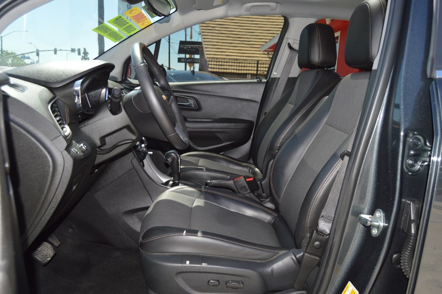 2018 Chevrolet Trax AWD 4dr LT photo