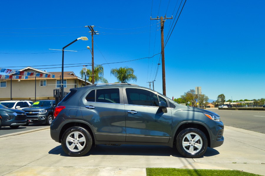 2018 Chevrolet Trax AWD 4dr LT photo
