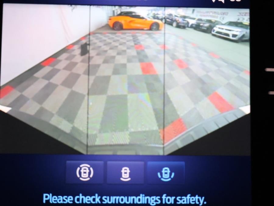 2020 Ford Explorer ST photo