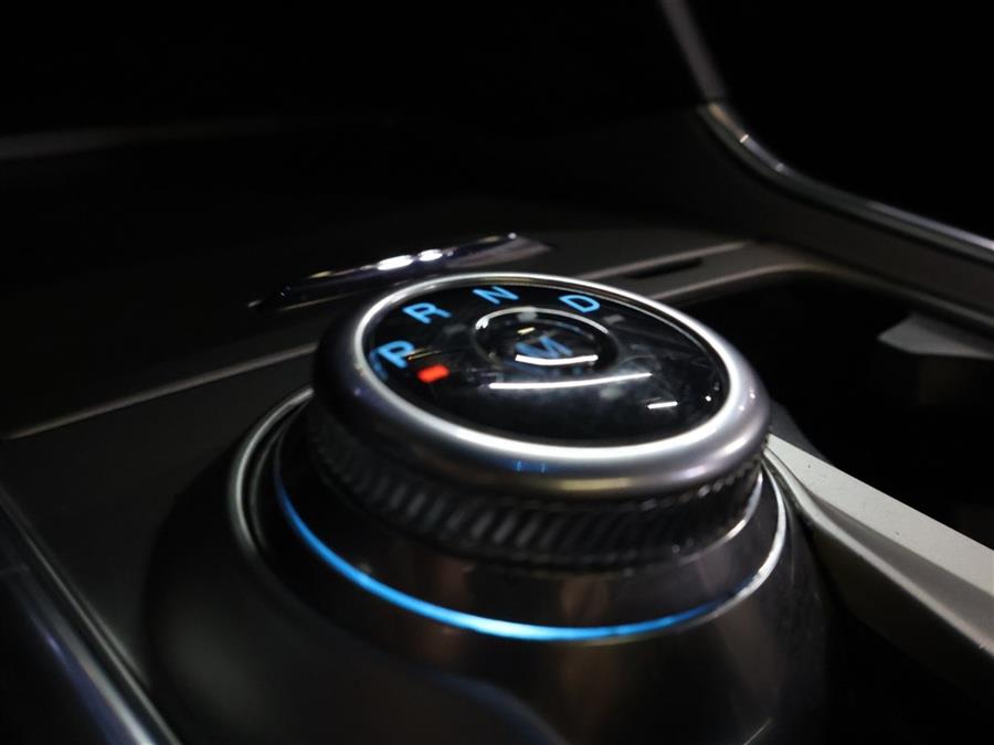 2020 Ford Explorer ST photo