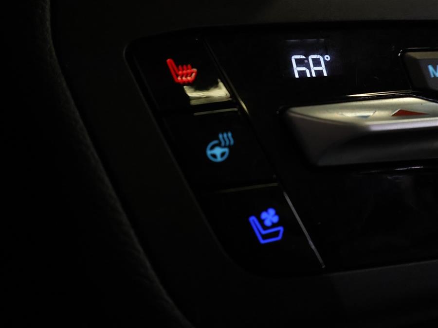 2020 Ford Explorer ST photo