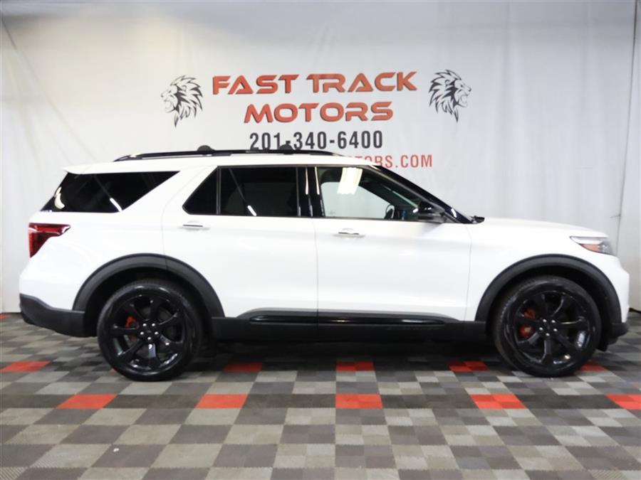 2020 Ford Explorer ST photo