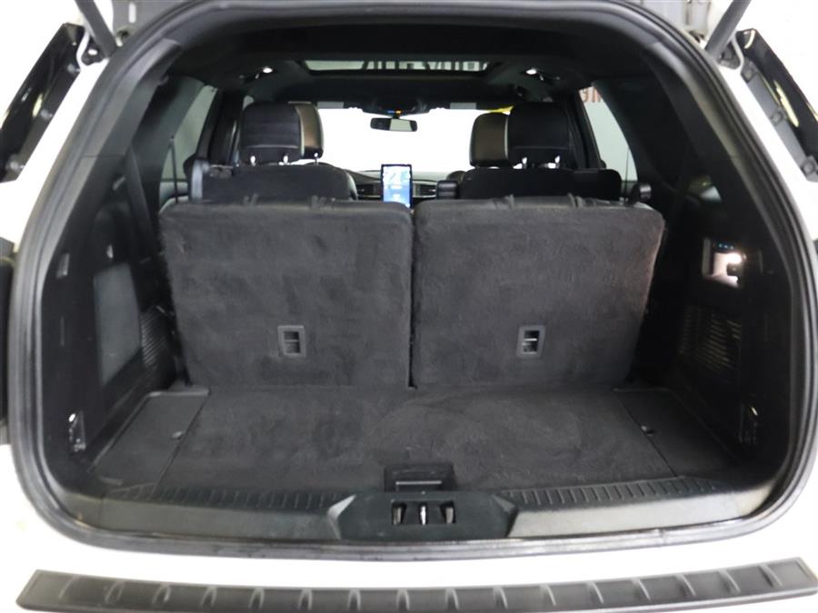 2020 Ford Explorer ST photo