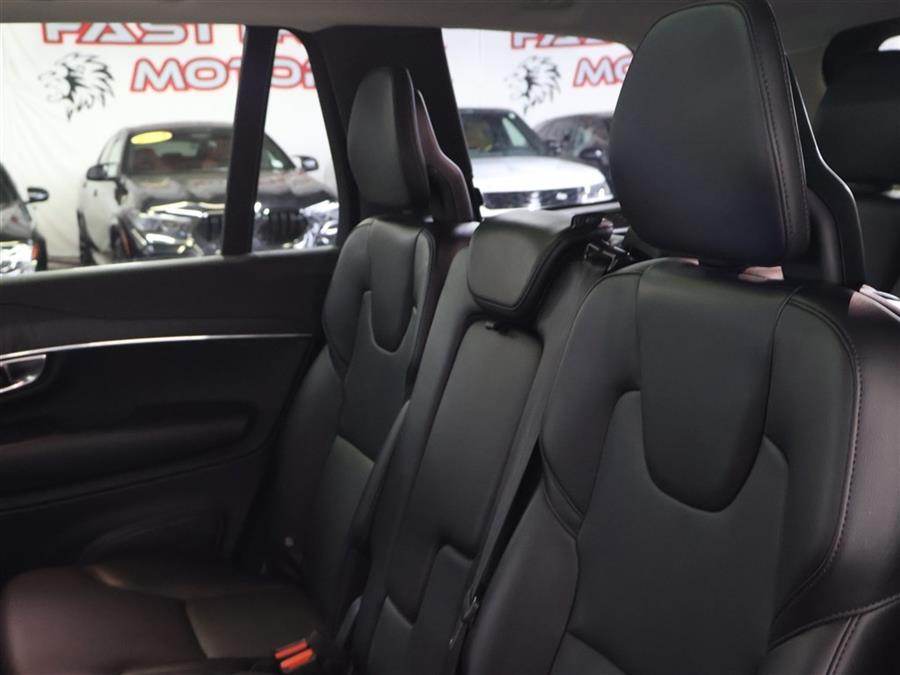2020 Volvo XC90 T5 MOMENTUM photo