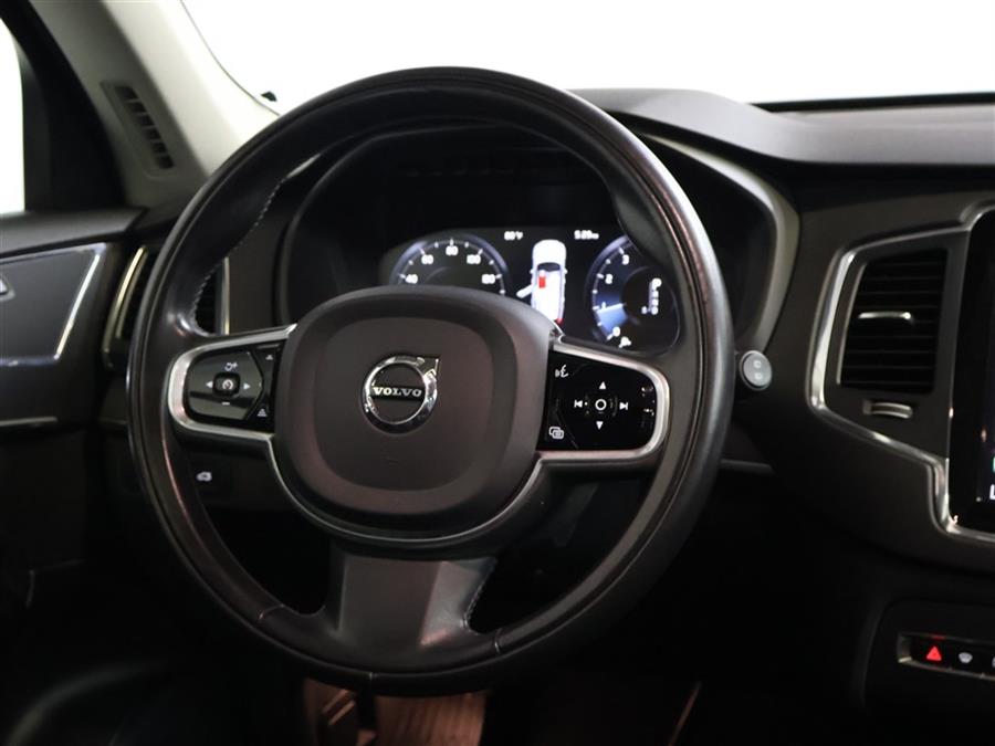 2020 Volvo XC90 T5 MOMENTUM photo