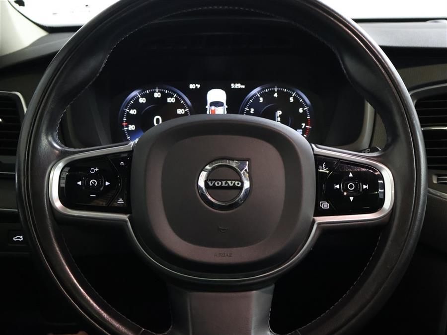2020 Volvo XC90 T5 MOMENTUM photo