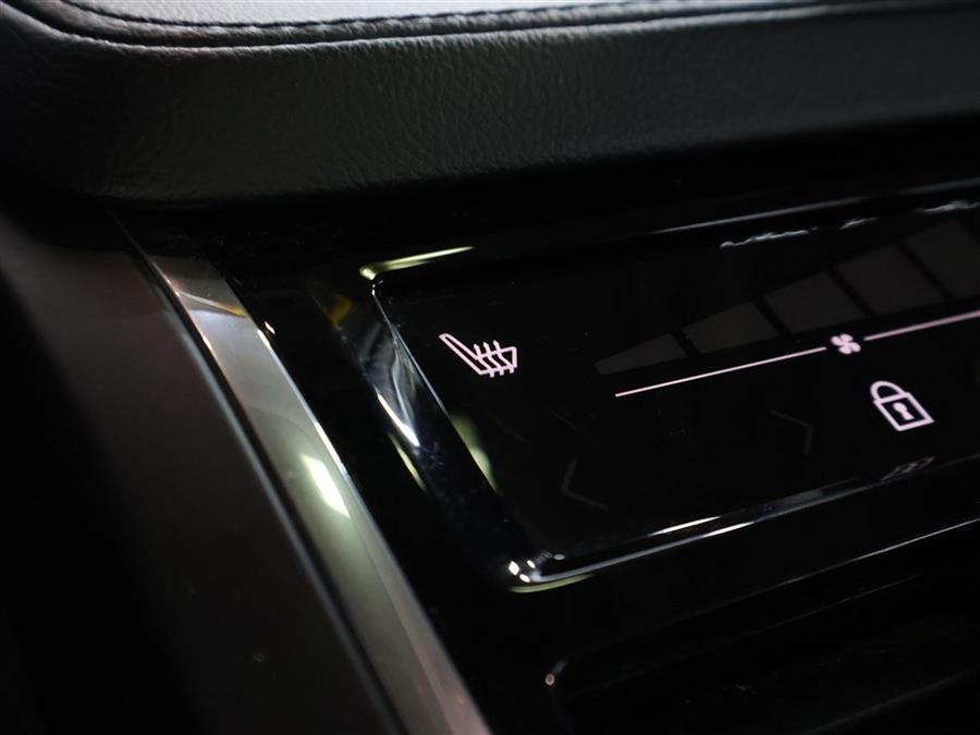 2020 Volvo XC90 T5 MOMENTUM photo