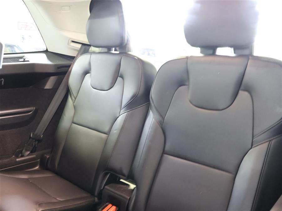 2020 Volvo XC90 T5 MOMENTUM photo