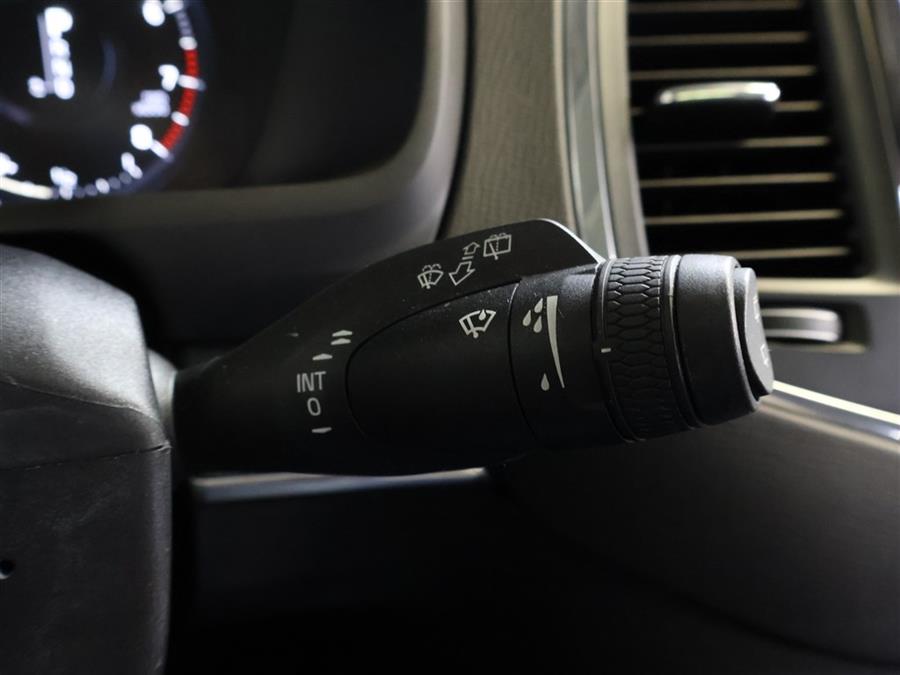 2020 Volvo XC90 T5 MOMENTUM photo