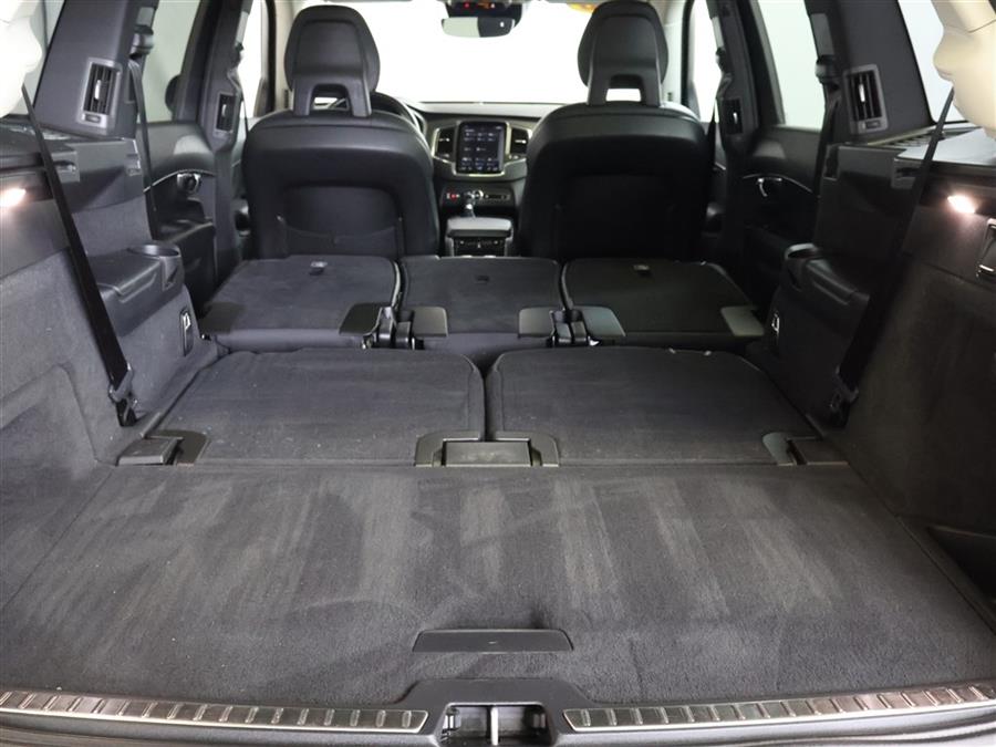 2020 Volvo XC90 T5 MOMENTUM photo