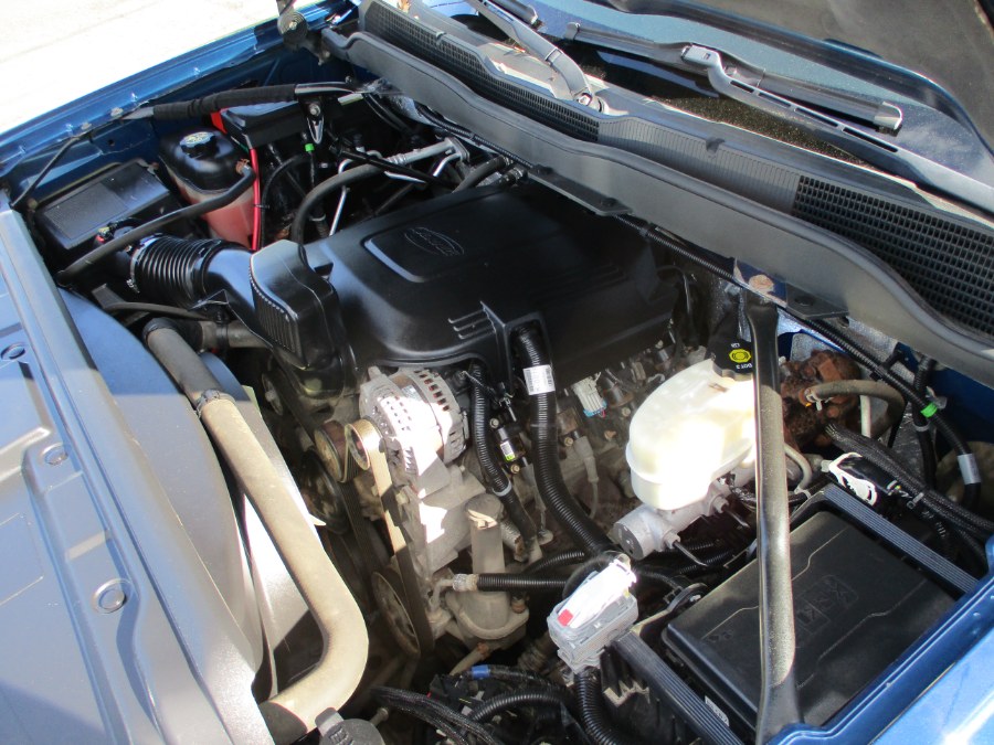 2016 Chevrolet Silverado 2500HD 4WD Reg Cab 133.6