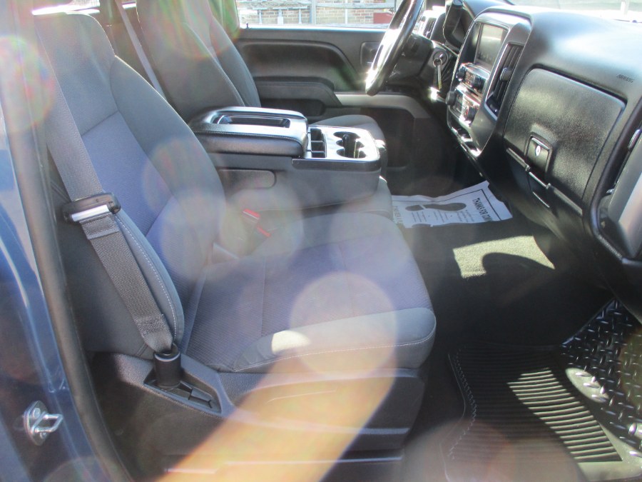 2016 Chevrolet Silverado 2500HD 4WD Reg Cab 133.6