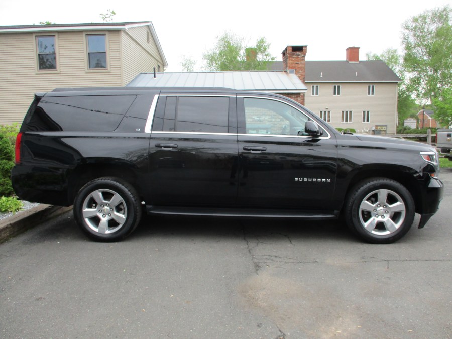 2019 Chevrolet Suburban 4WD 4dr 1500 LT photo