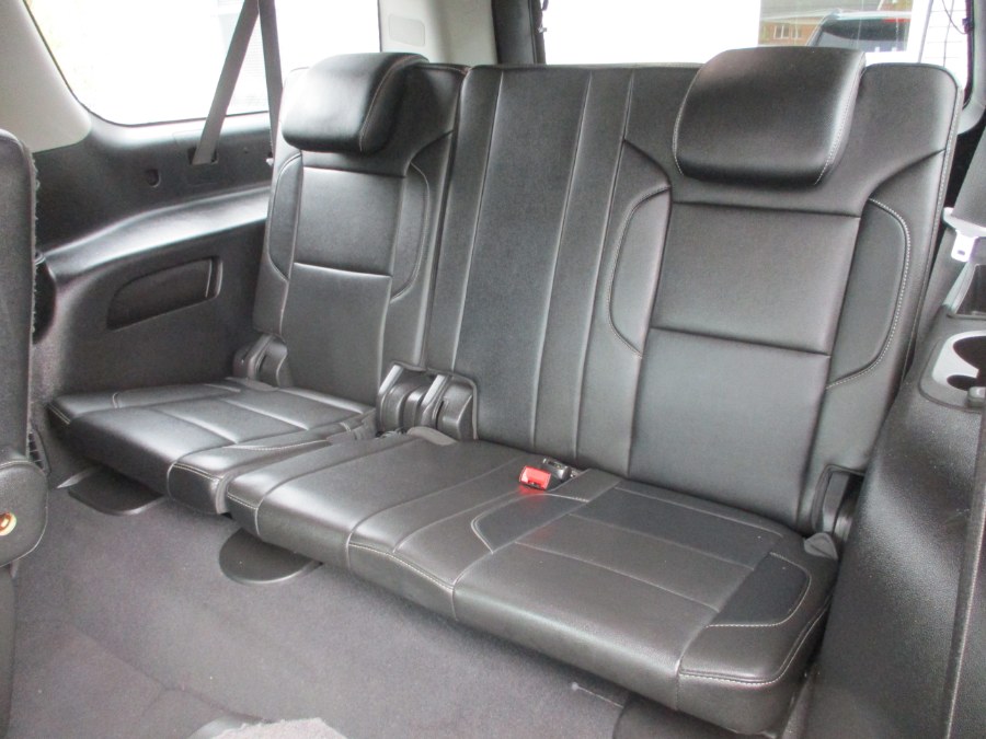 2019 Chevrolet Suburban 4WD 4dr 1500 LT photo